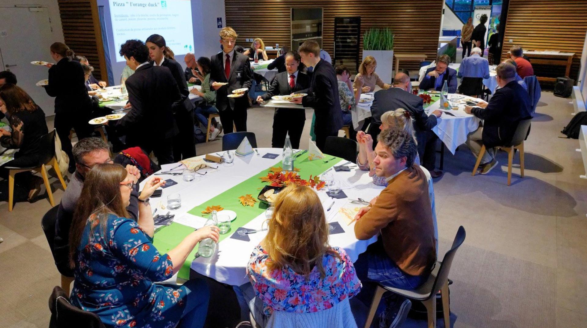 Jury des fins gourmets : Quentin Gemine, Mystère et Boule de glace et Miam'carons plébiscités