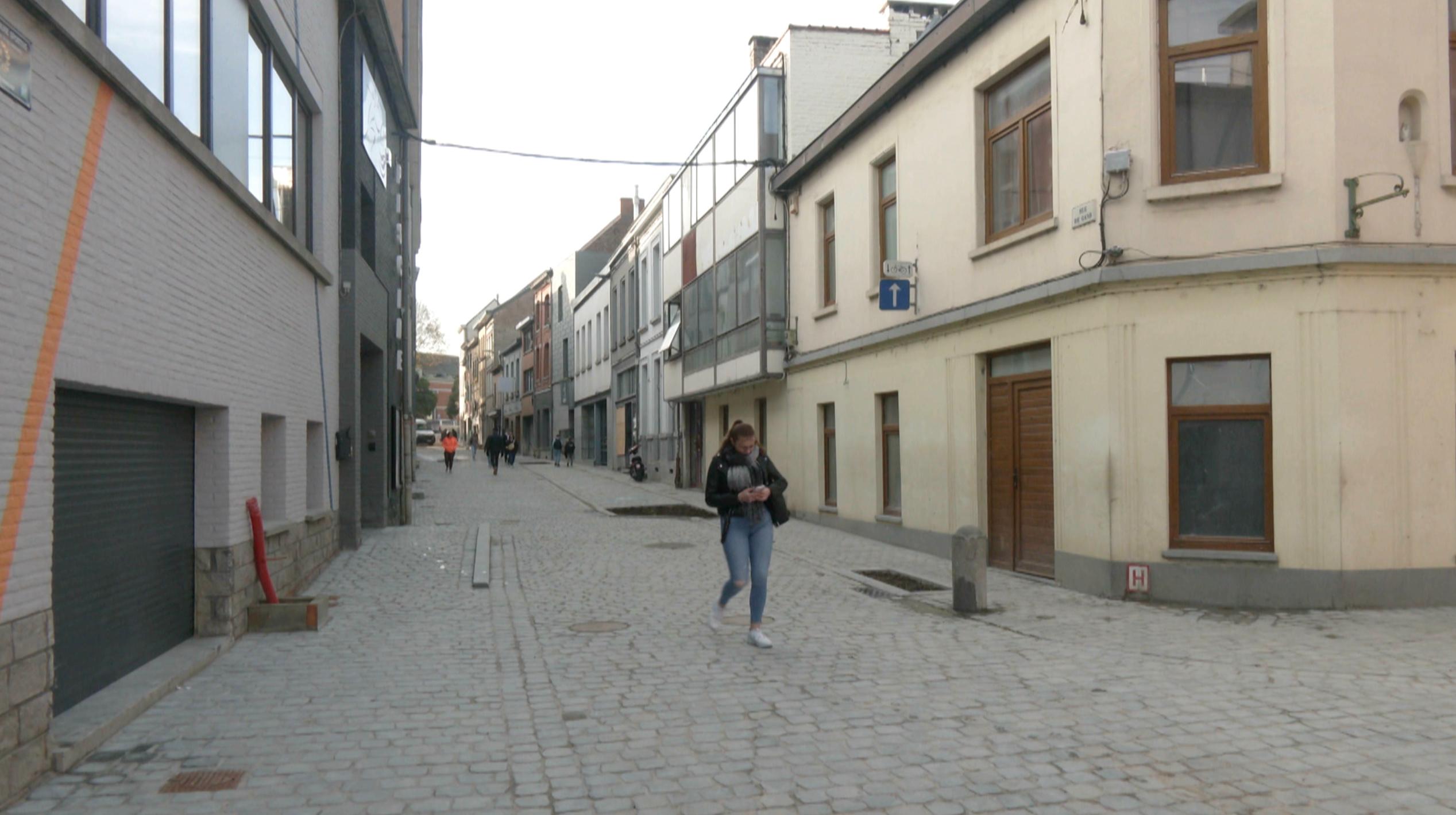Ath : la rue de Gand rouvre à la circulation et devient une zone de rencontre
