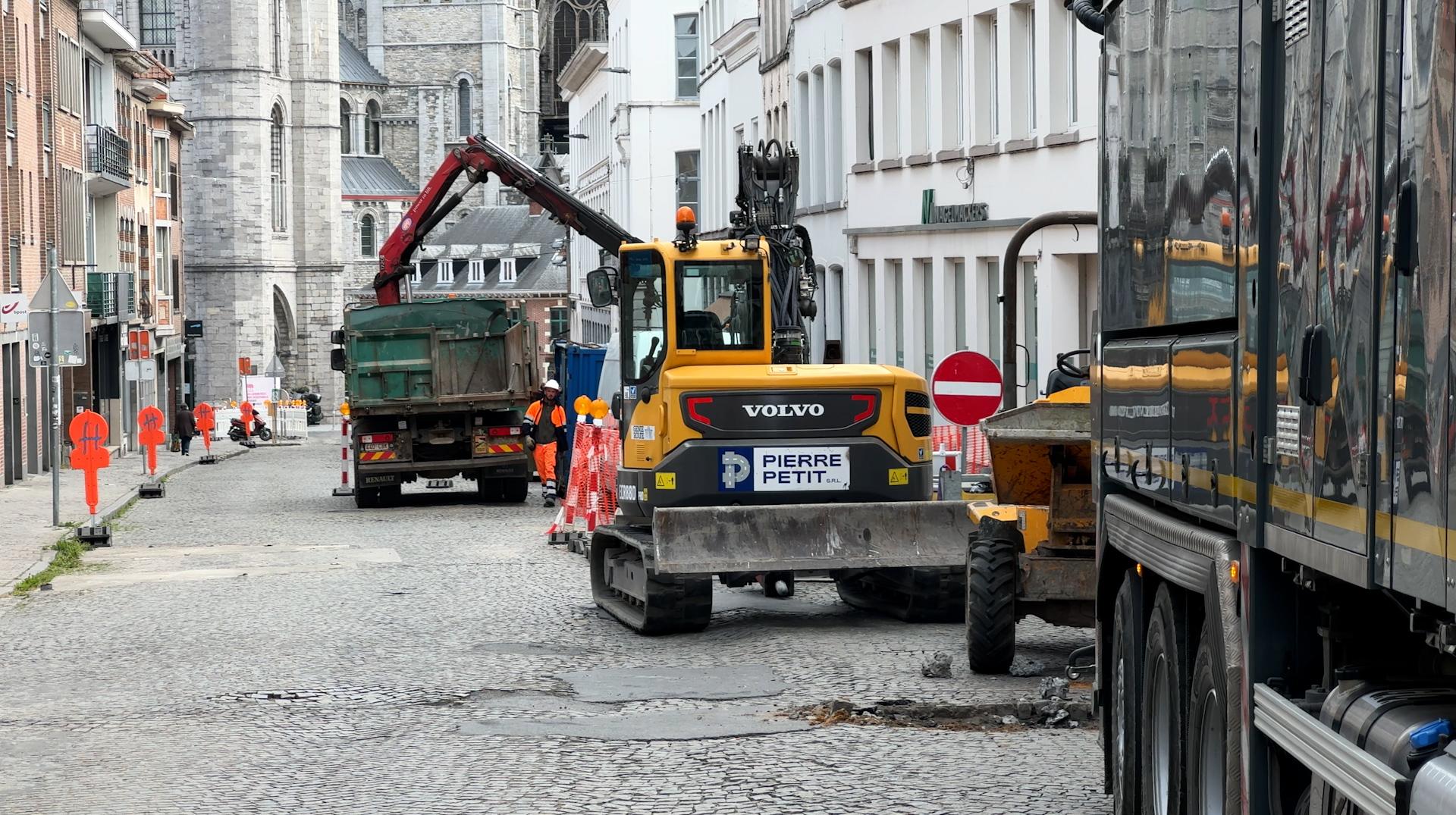 Découverte lors du chantier de la rue Saint-Martin à Tournai : il s'agit d'os de boeuf