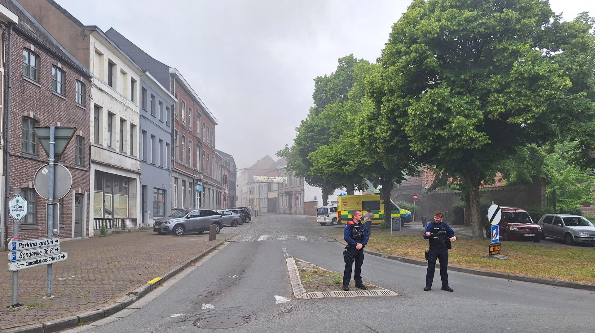 Incendie à Péruwelz : la circulation interrompue à la rue Sondeville