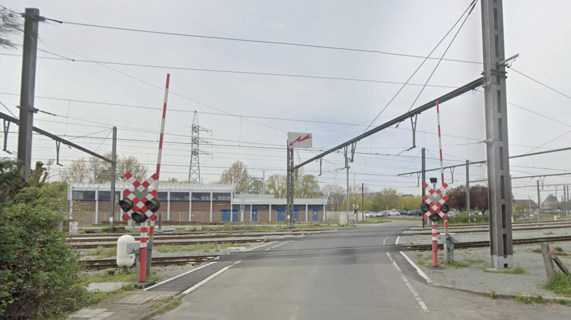 Travaux d'entretien en gare d'Ath : le passage à niveau du Pont Carré fermé momentanément à la circulation automobile