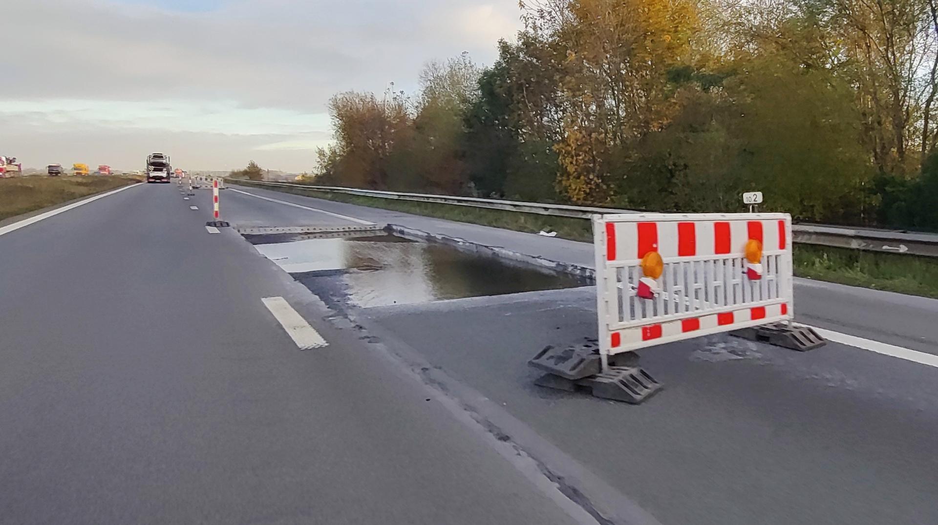 La bande de droite sur l’A17 Mouscron-Tournai devrait être libérée pour la mi-juillet