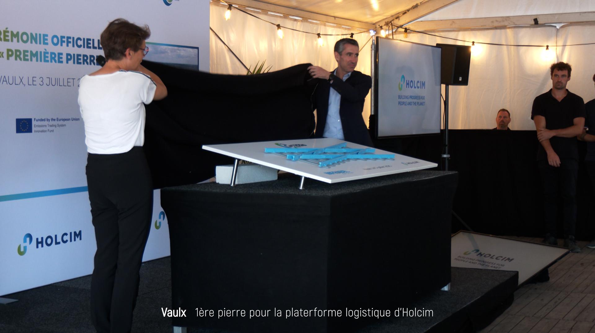 Vaulx: Holcim pose la première pierre des travaux sur le site des Vignobles