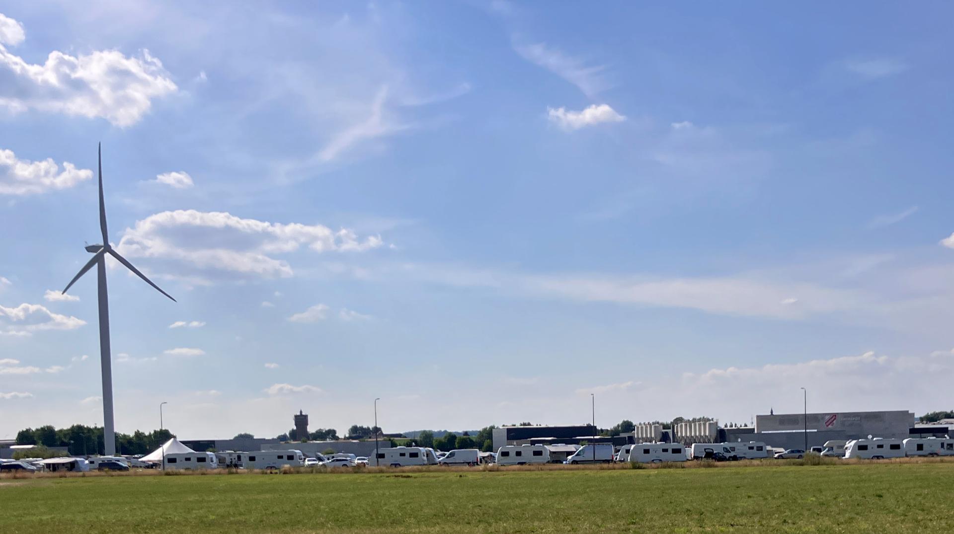 Leuze : des gens du voyage s'installent dans la zone industrielle de Leuze-Europe