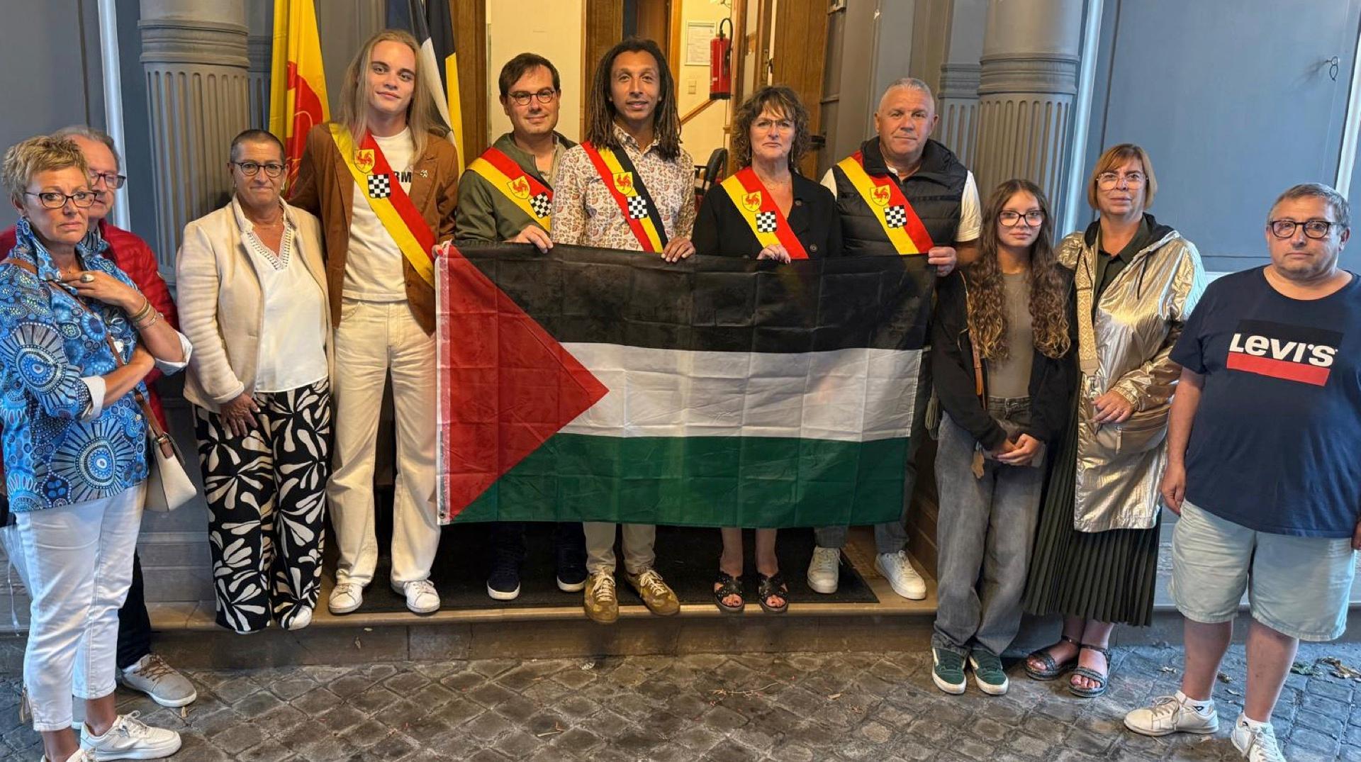 La commune de Péruwelz affiche son soutien à la population civile palestinienne