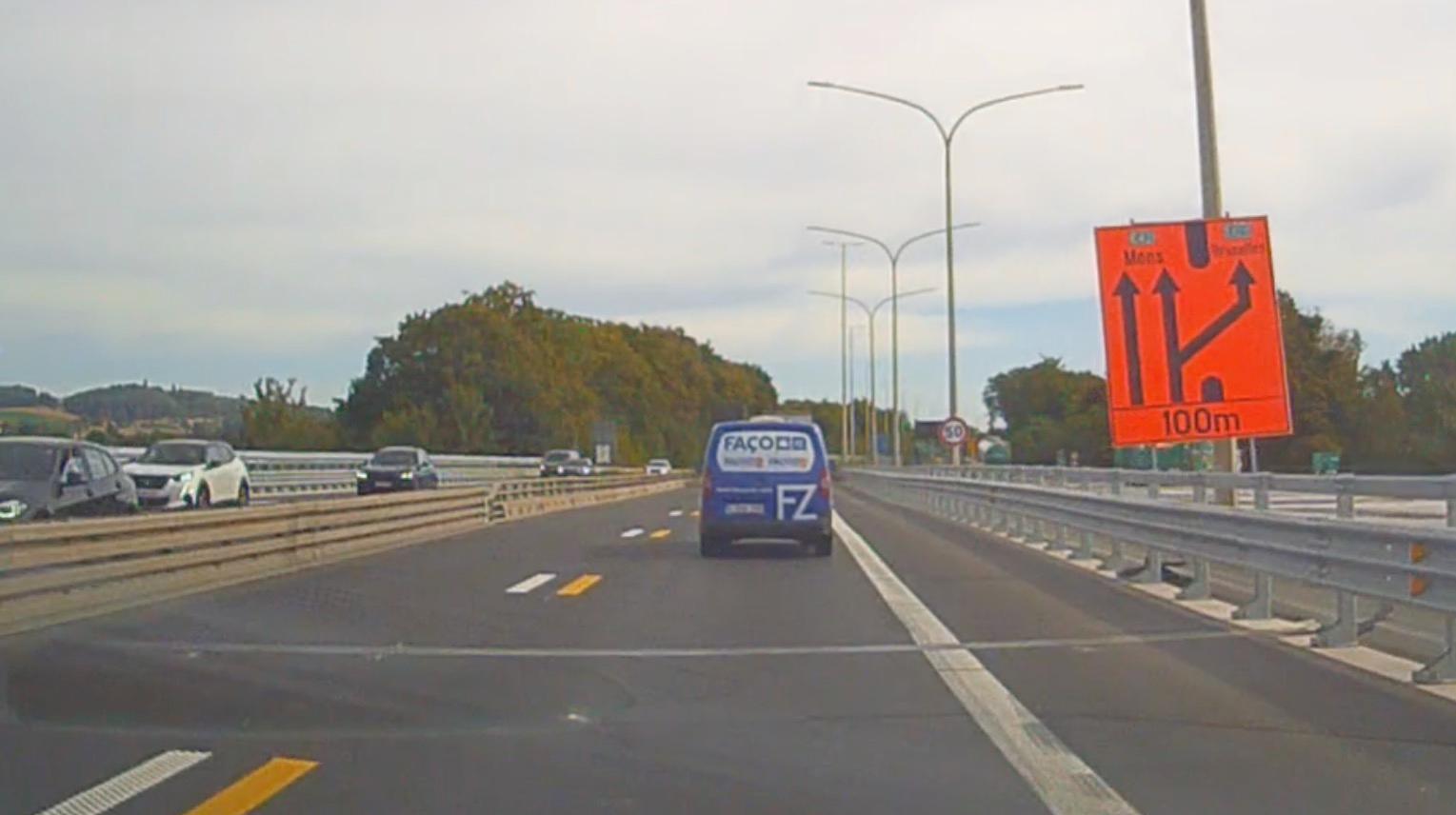 Travaux sur l’E42/A16 : un panneau de signalisation source de confusion à hauteur de Froyennes