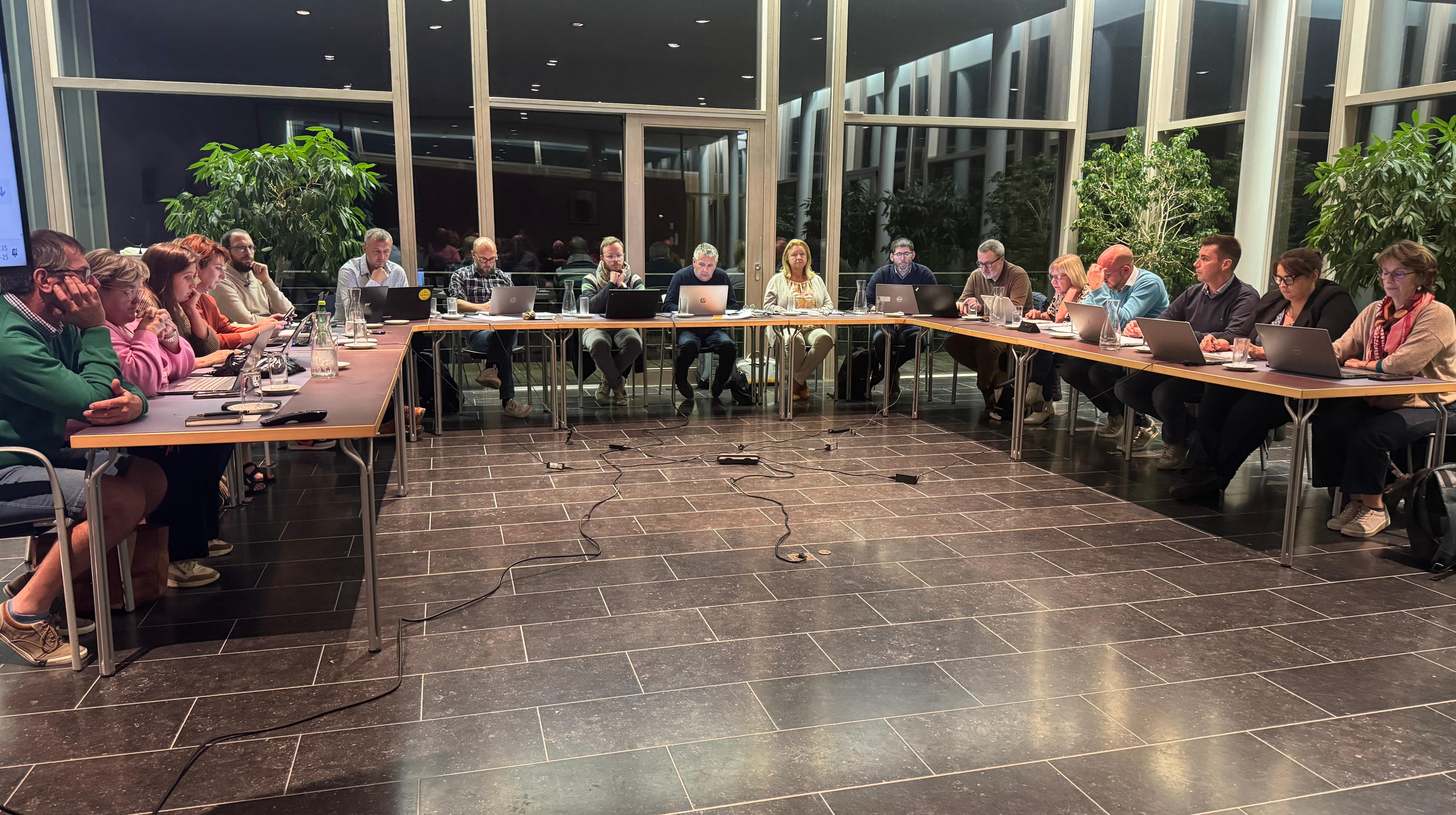 Ellezelles : la commune a présenté un PST jugé pas assez concret pour le PS et Ecolo, le MR rappelle l’enjeu important de l’urbanisme