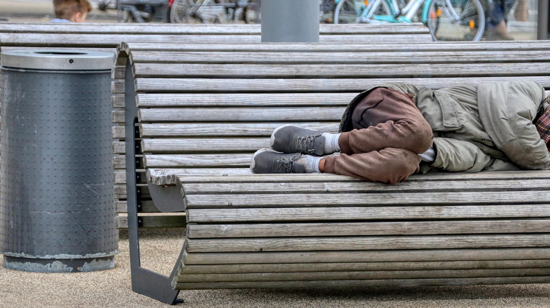 Sans-abrisme : Ath étudie la possibilité de créer sa propre structure d’accueil