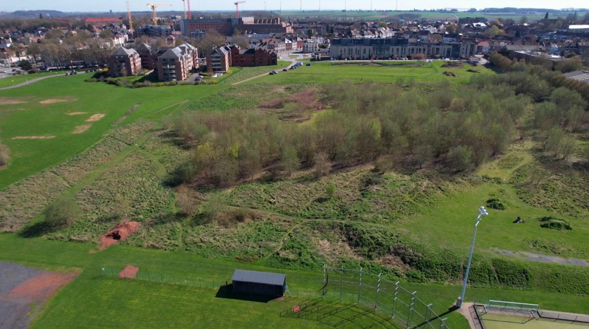 Tournai : le ministre délivre son feu vert pour l’aménagement de la Plaine des Manœuvres