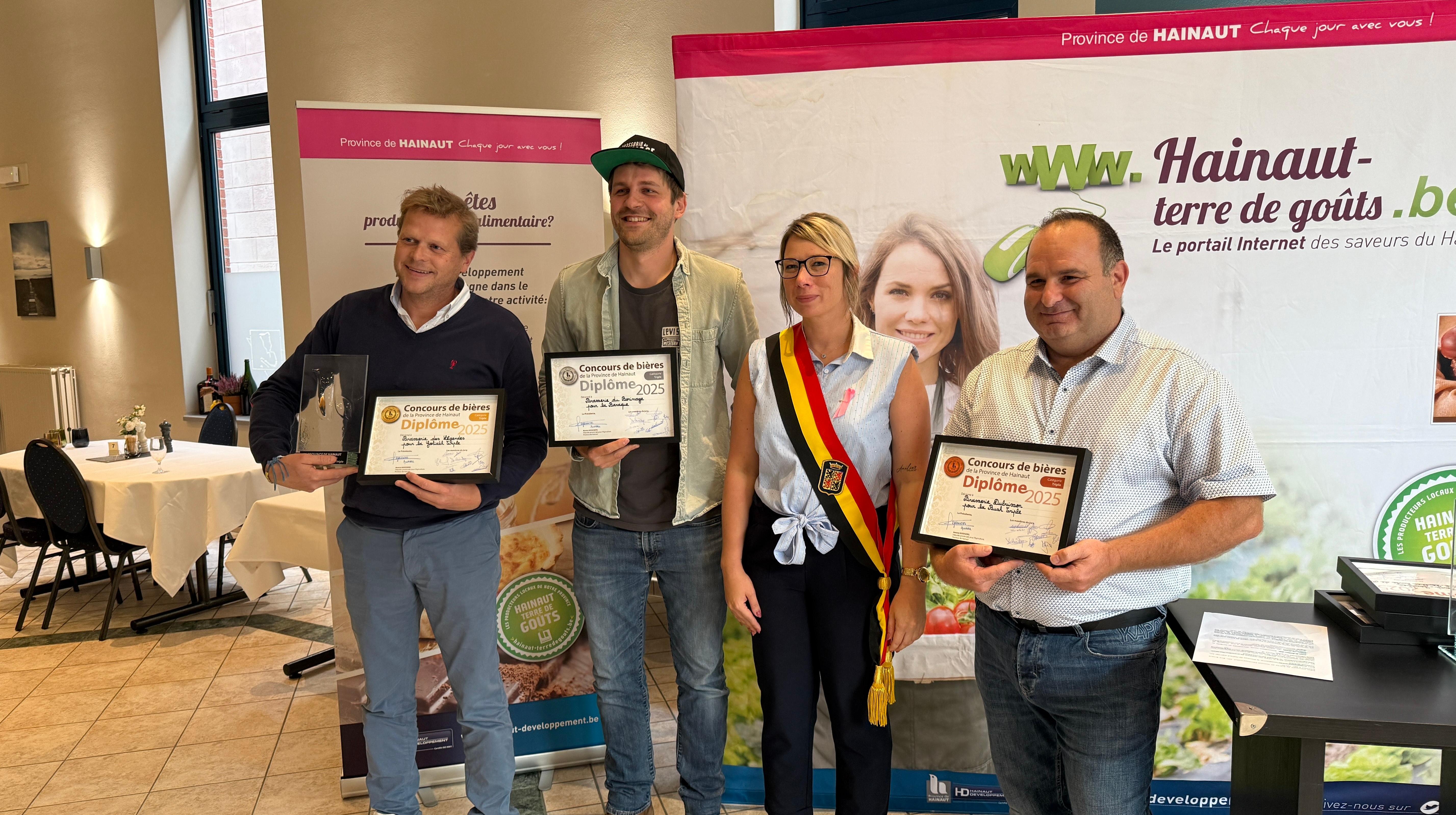 Concours de bières de la Province de Hainaut : la brasserie des Légendes d’Irchonwelz et la brasserie de Cazeau de Templeuve primées dans les catégories «Triple» et »Bière de Noël»