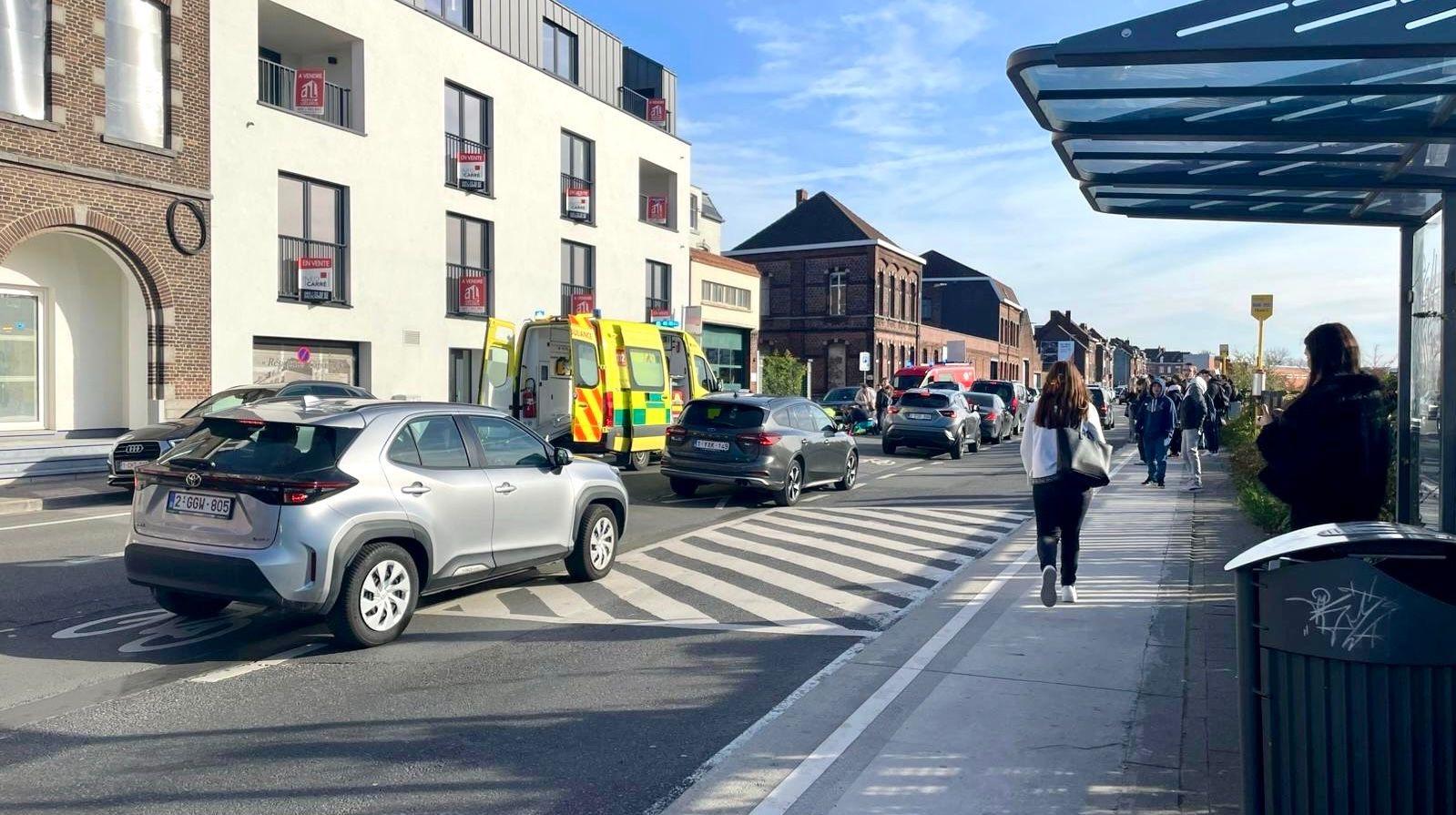 Tournai : un piéton renversé par une voiture derrière la gare, la circulation est perturbée