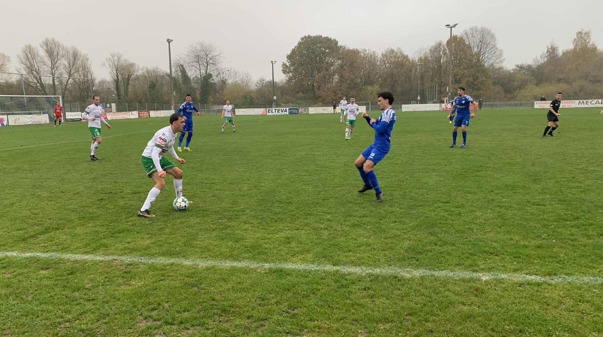 Le C.S. Pays Vert cale à Manage et voit son objectif s’échapper