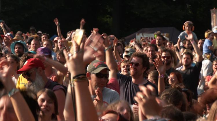 So W'Happy, Les Gens d'Ere et LaSemo : comment nos 3 grands festivals appréhendent les hausses de TVA décidées par le gouvernement De Wever ?