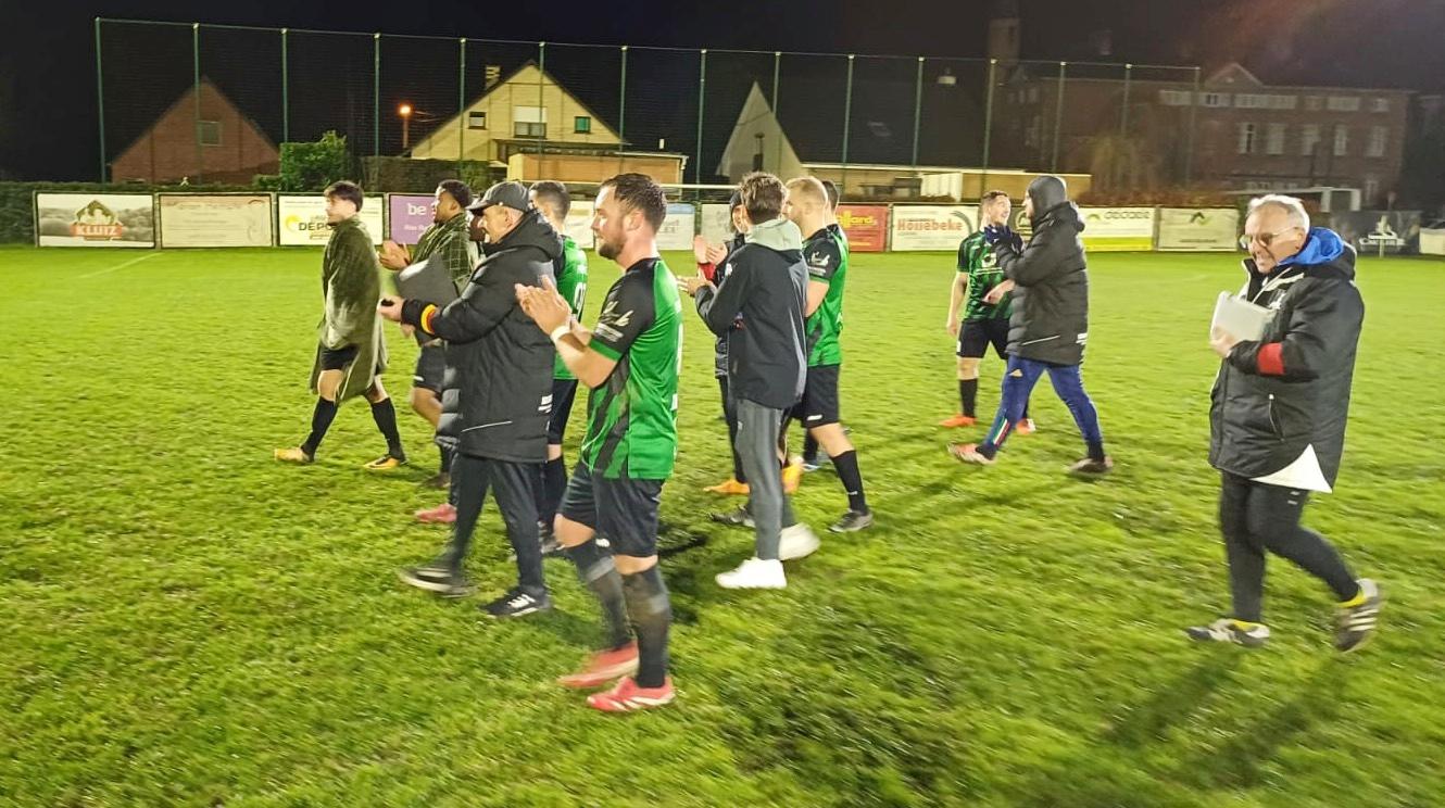 Football P1 : Néchin relance la course au titre après sa victoire à Molenbaix (1-3)