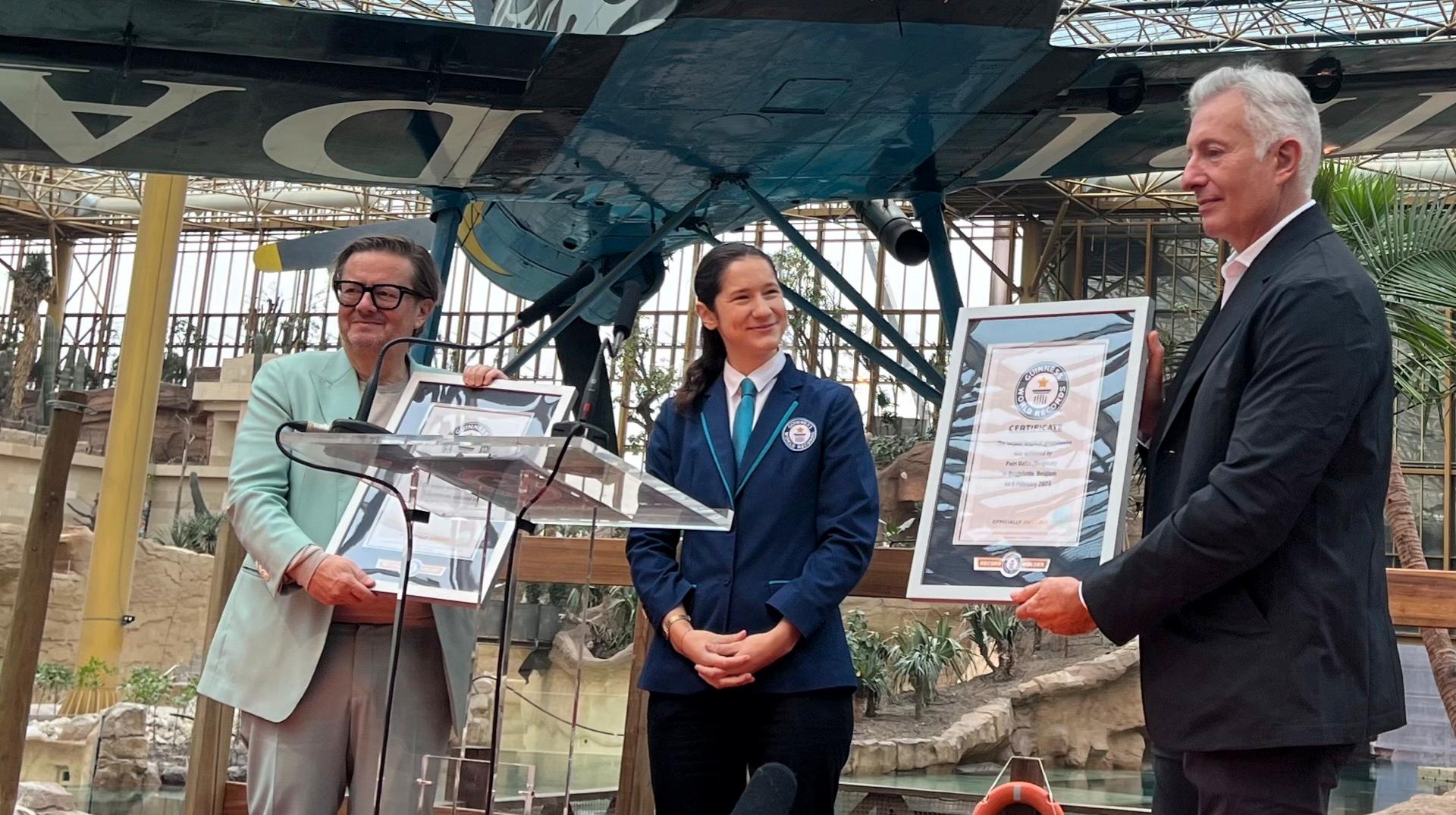 Edenya est reconnu pour deux records du monde : plus grande serre tropicale et plus grand écosystème zoologique couvert du monde