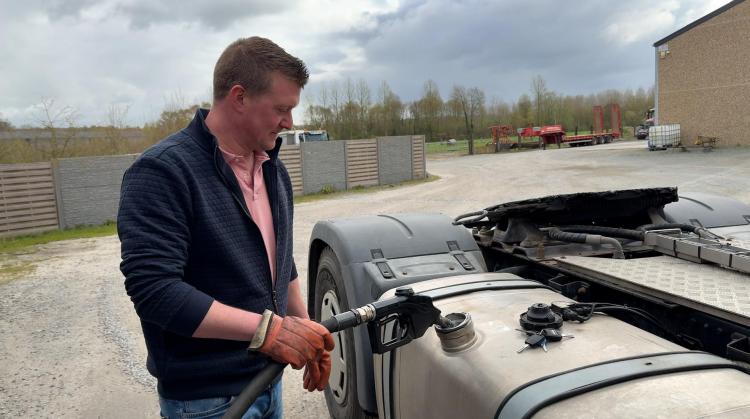 Hausse du prix des carburants : les marges du secteur du transport et de la livraison s'amenuisent