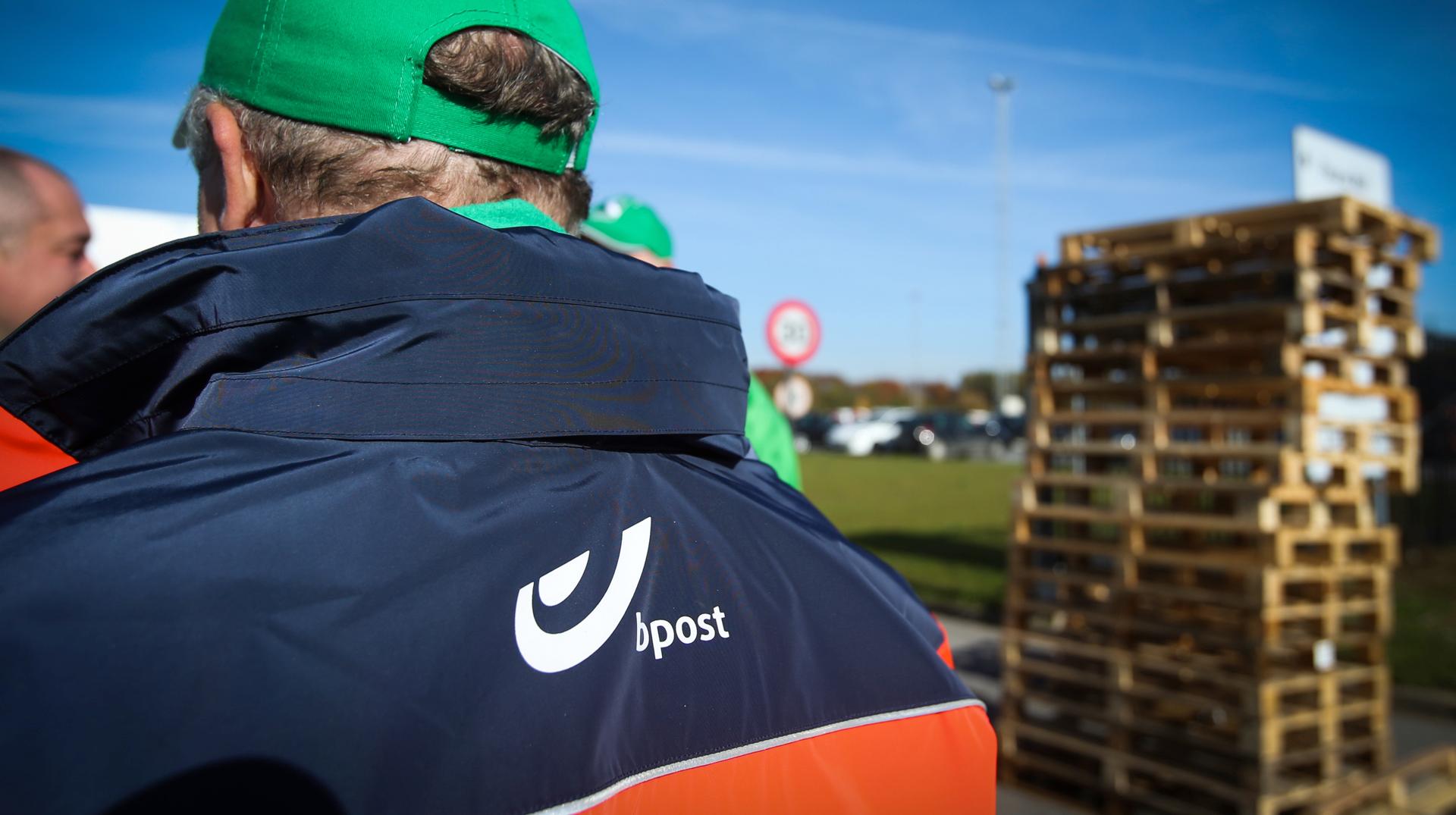 Des facteurs de Wallonie picarde participent au mouvement de grève qui perturbe la distribution du courrier dans le Hainaut