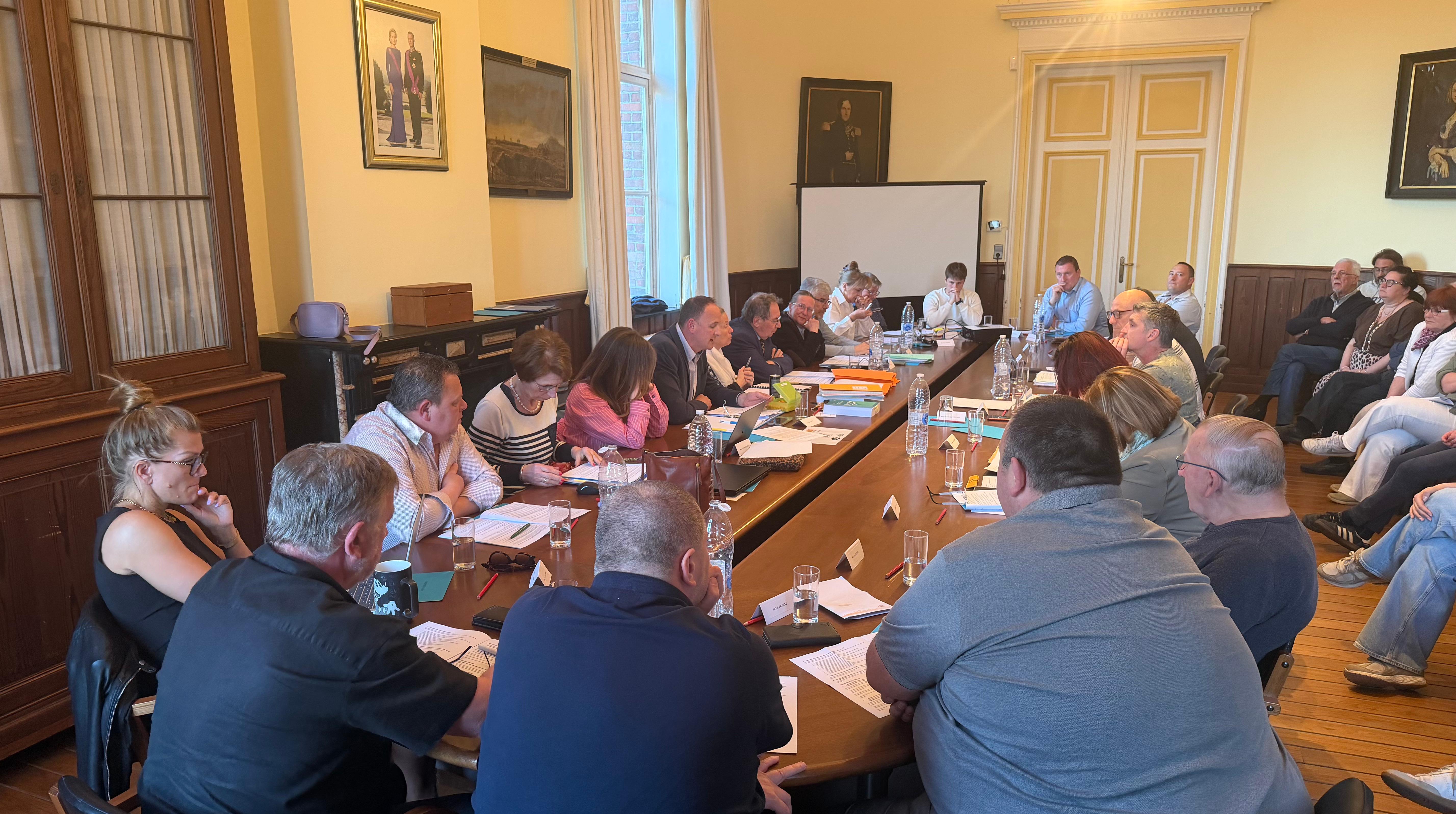 Lessines : deux promesses de vente validées par le conseil communal dans le cadre du projet Dendre Sud