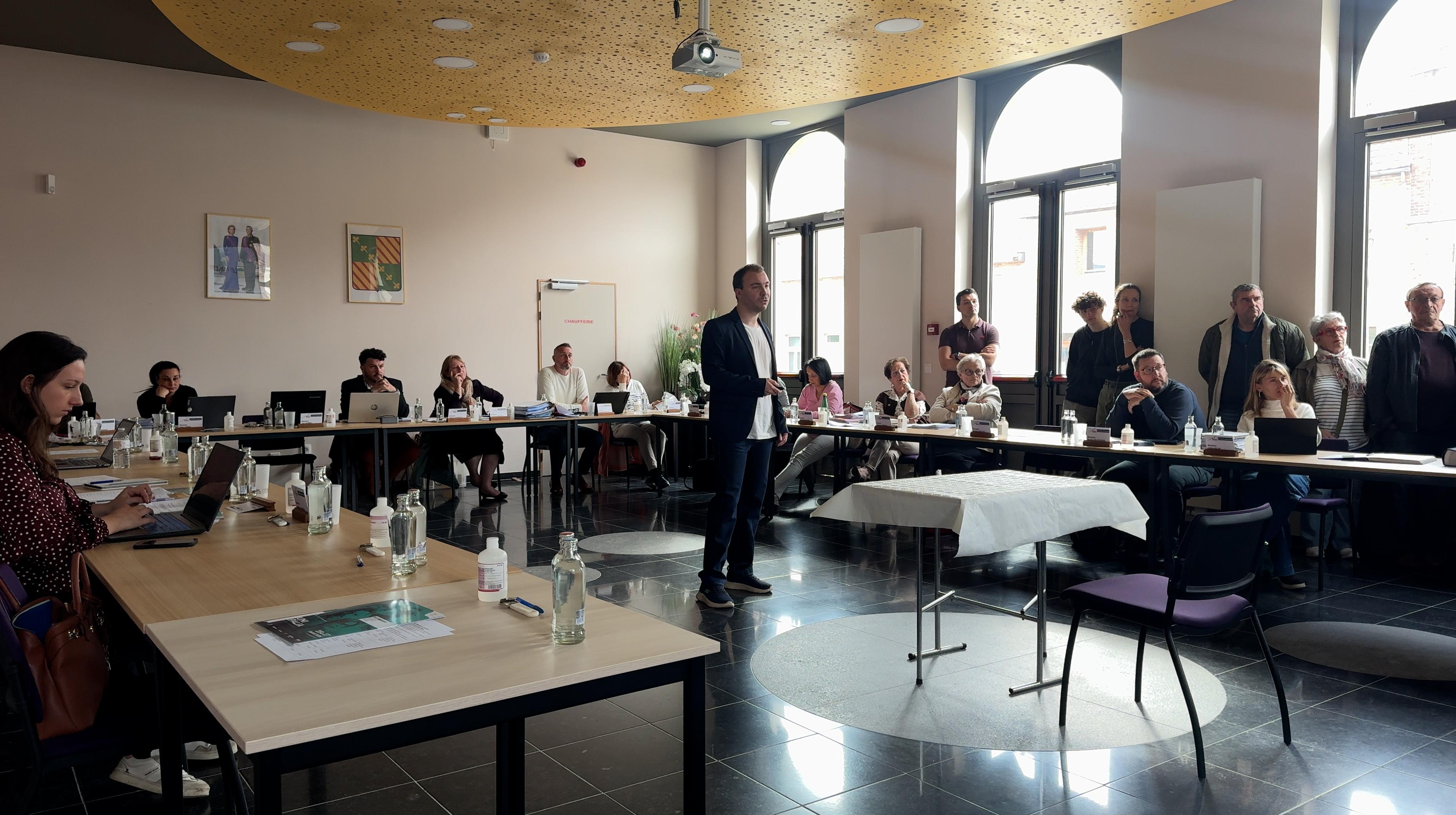 Vote du compte au conseil communal de Bernissart, les réserves fondent peu à peu