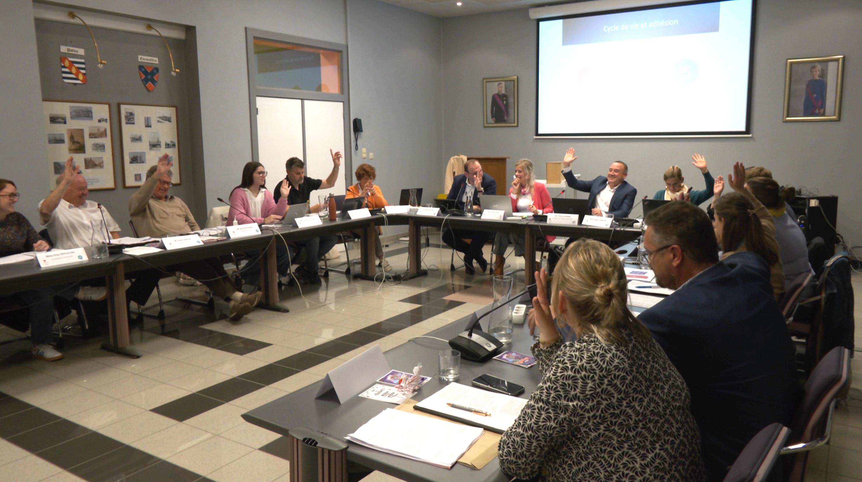 Celles : un conseil communal… qui fait du bien