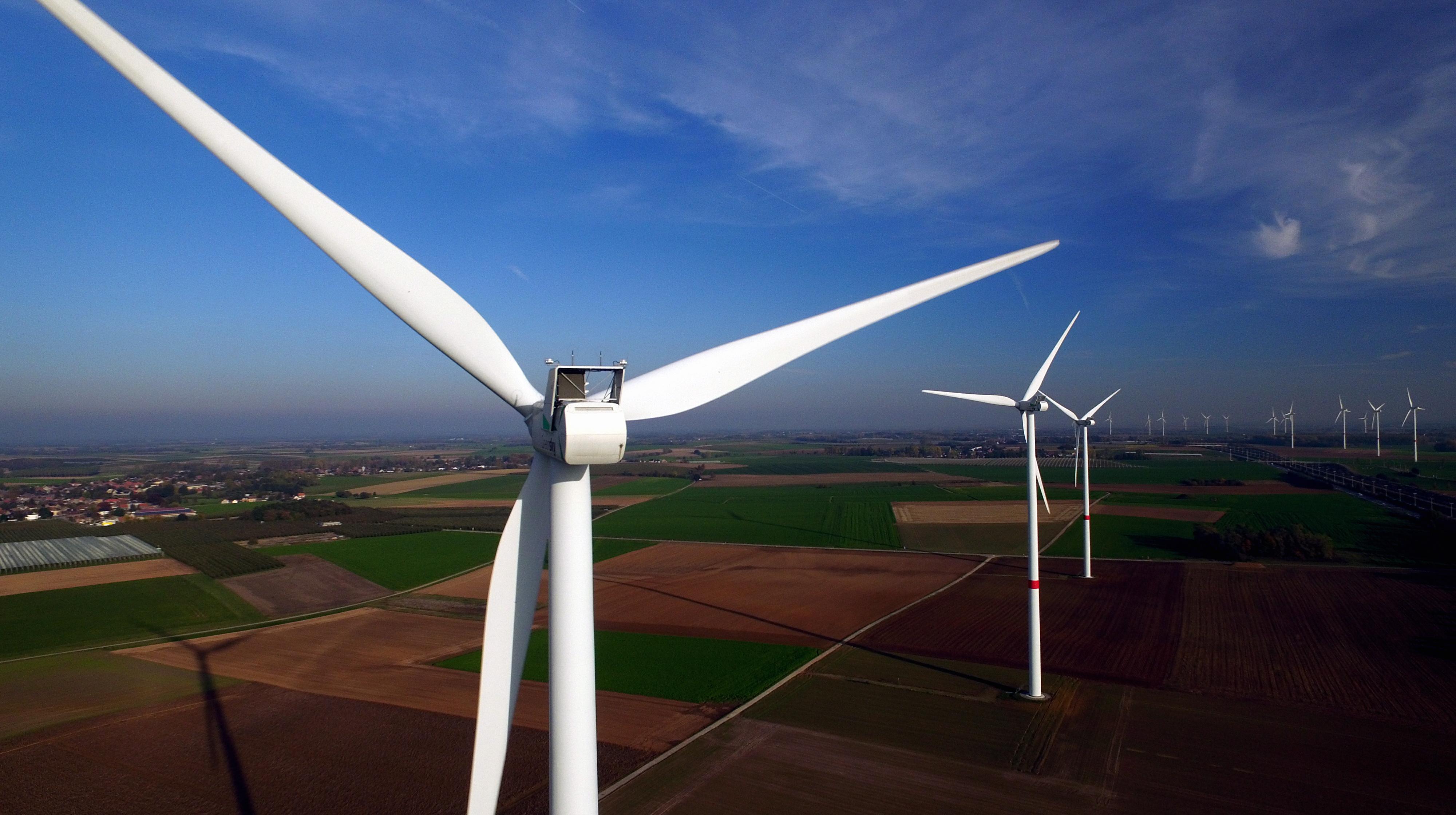 Enghien : une enquête publique pour l’installation de deux éoliennes le long de la E429