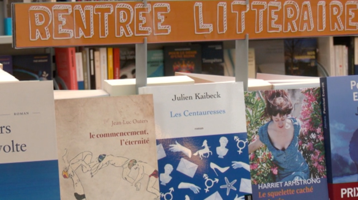 Lisez local : six romans, six voyages… et autant de raisons de glisser un auteur de chez nous dans sa valise