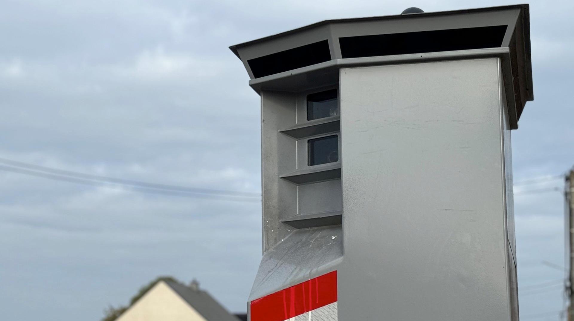 Le lidar installé à la chaussée de Valenciennes à Irchonwelz