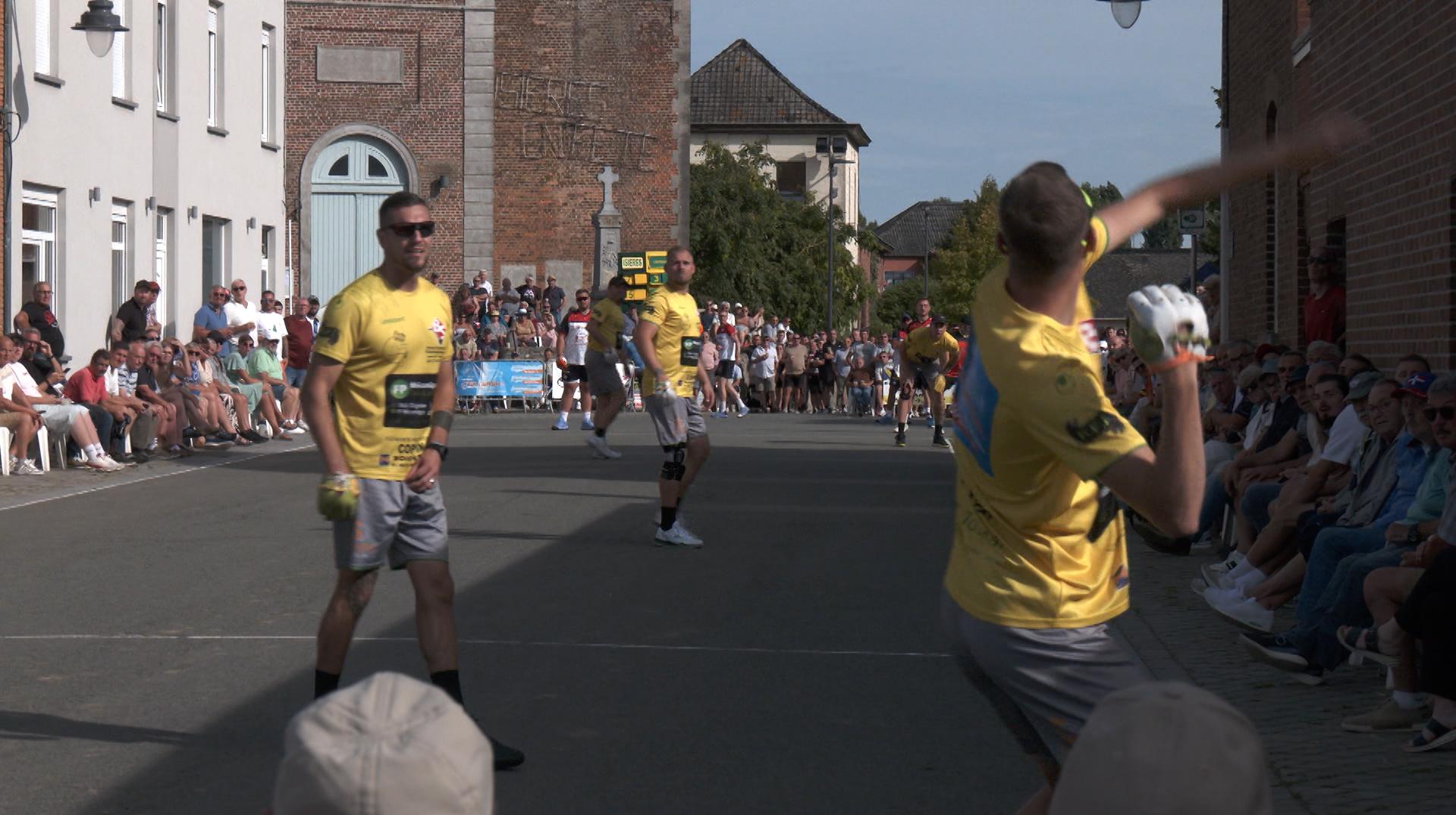 Isières champion de Belgique de balle pelote ? Suivez en direct la lutte décisive face à Genappe (14h25)