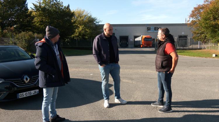 100 kilomètres par jour pour aller travailler: les frontaliers ne s'en sortent plus