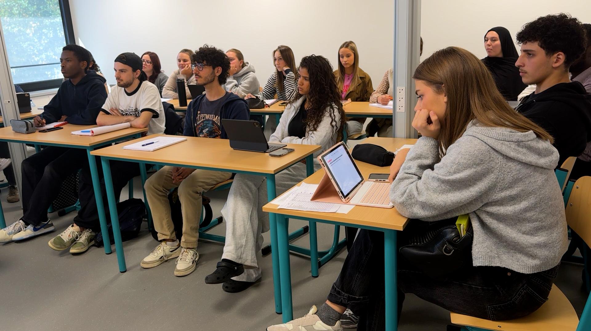 Etudes supérieures : faut-il faire payer davantage les Français ?