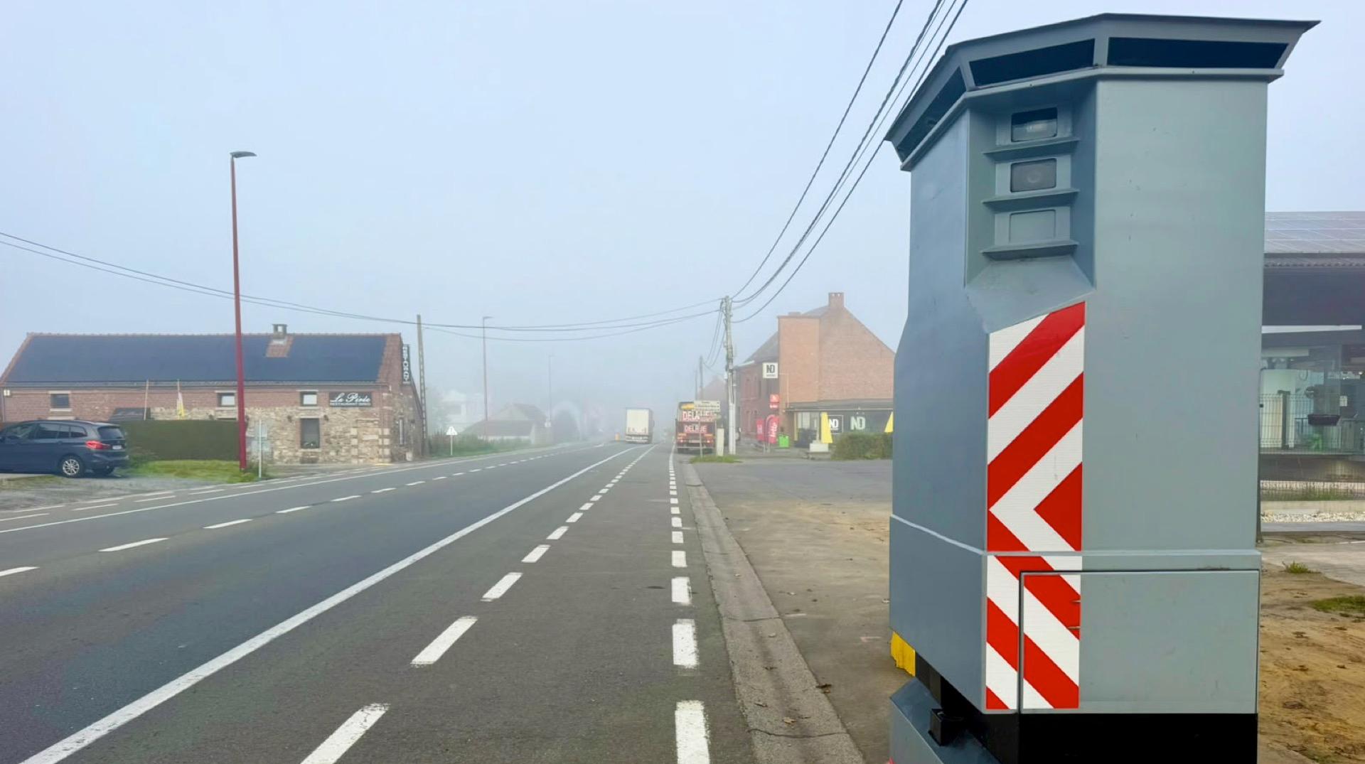 Ath : un lidar installé le long de la chaussée de Mons à Maffle