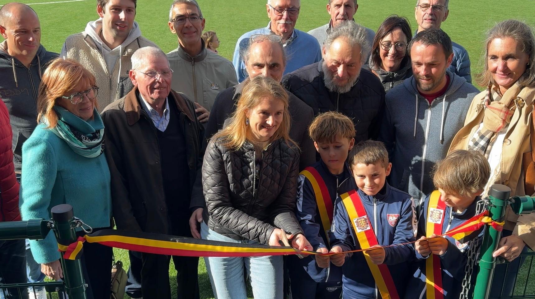 Bas-Warneton : le nouveau terrain synthétique du stade Rémi Carlier inauguré