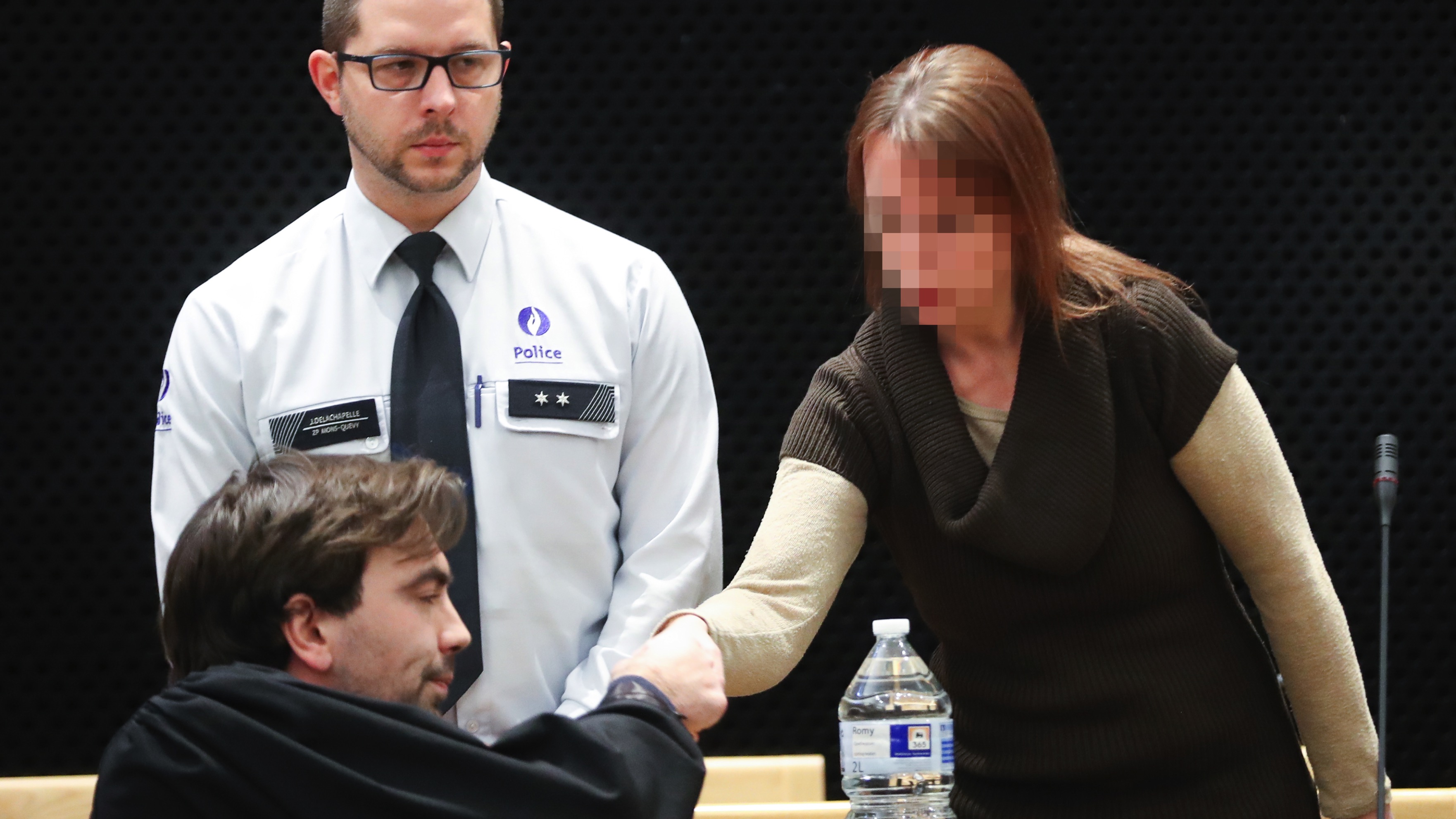 Assises de Mons: Sandrine Dehollander a porté 11 coups de couteau à sa victime Alain Broutin