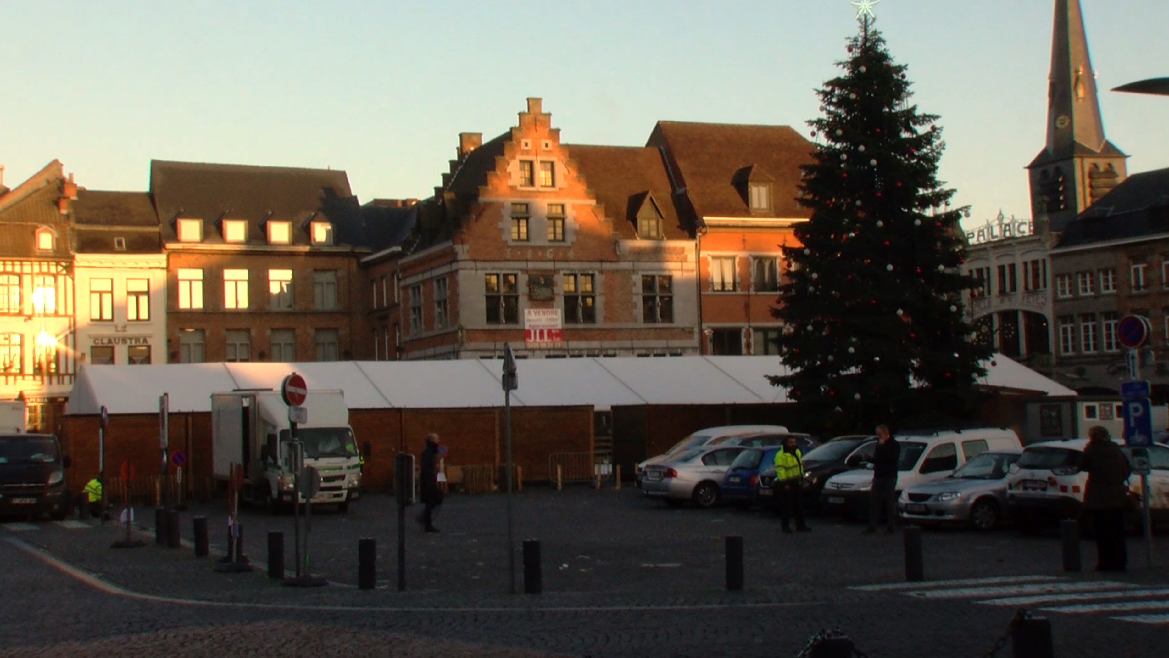 Ath: le marché de Noël des associations aura lieu sur l’Esplanade