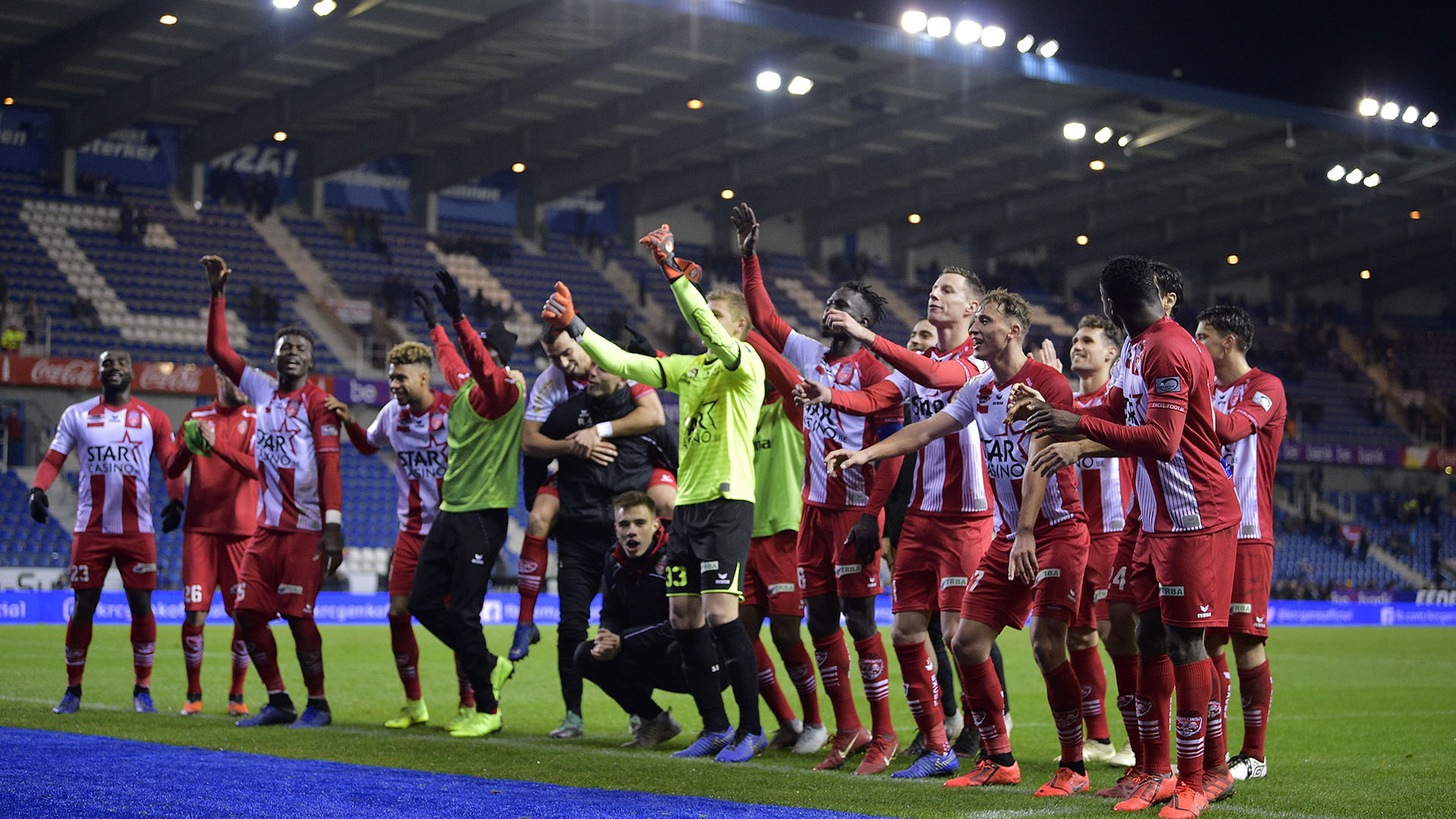 L'Excel Mouscron s'offre le leader Genk !