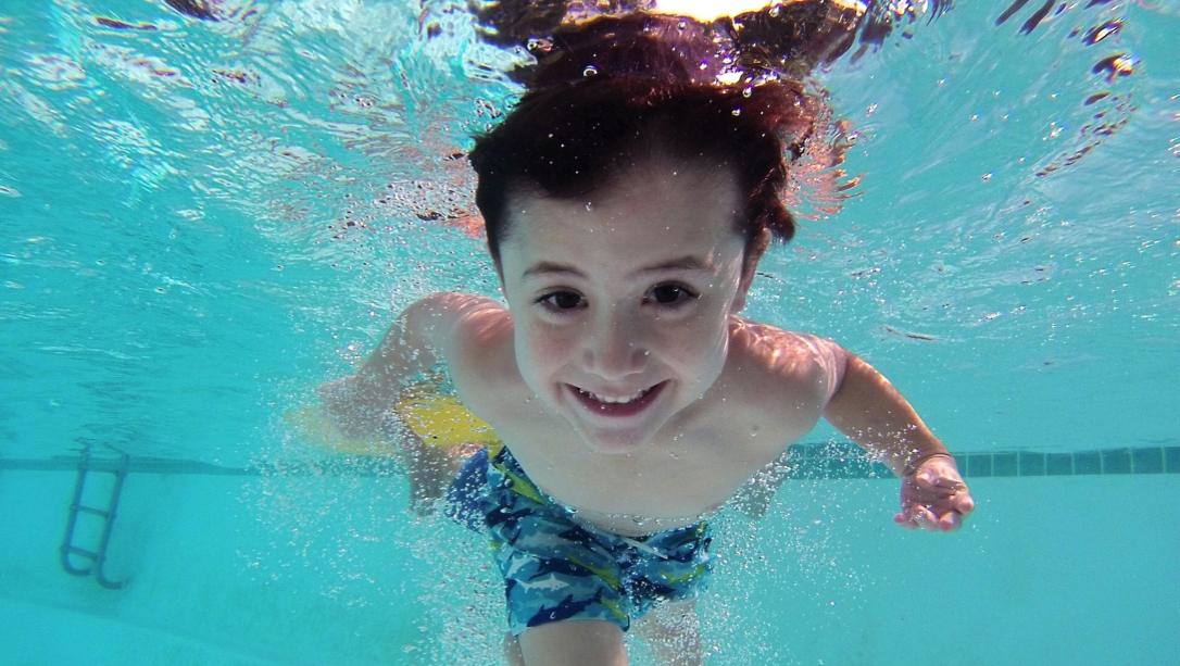 Les Cellois qui se rendront à la piscine de Renaix bénéficieront d'un tarif réduit