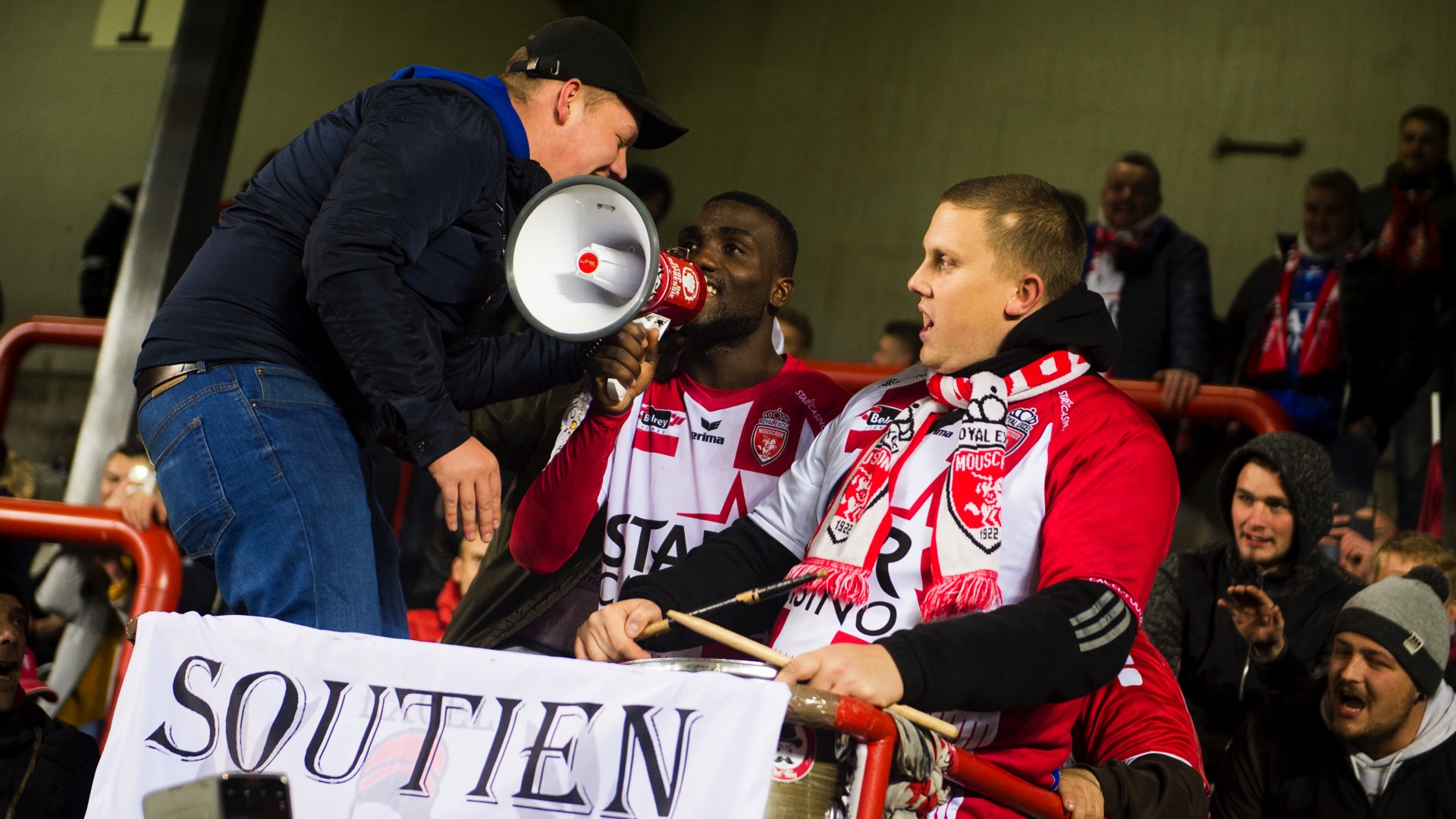 Courtrai - Mouscron considéré comme un match à risque: les supporters devront prendre le car pour faire 10 km !