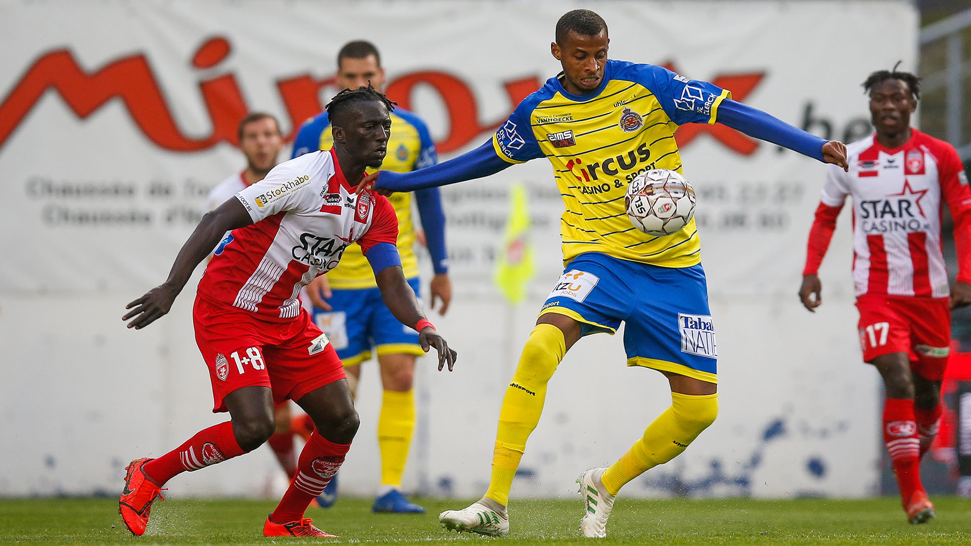 L'Excel Mouscron termine la saison avec un revers face à Waasland-Beveren