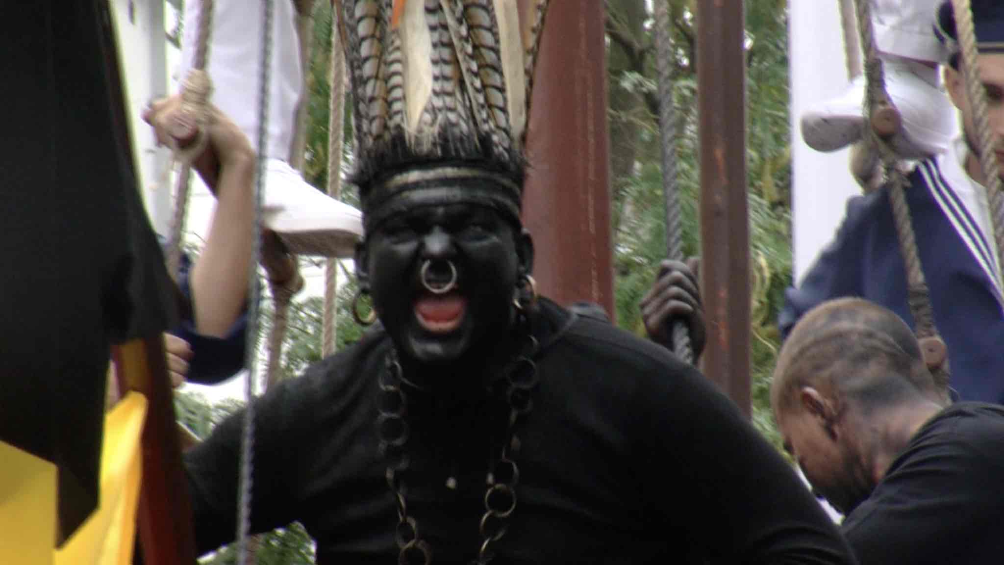 Ducasse d'Ath: les «Bruxelles Panthères» demandent à l'UNESCO de mettre fin au blackface du Sauvage