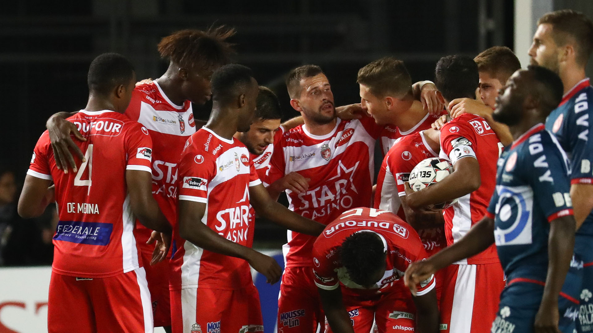 L'Excel Mouscron se défait de Courtrai et s'installe sur le podium