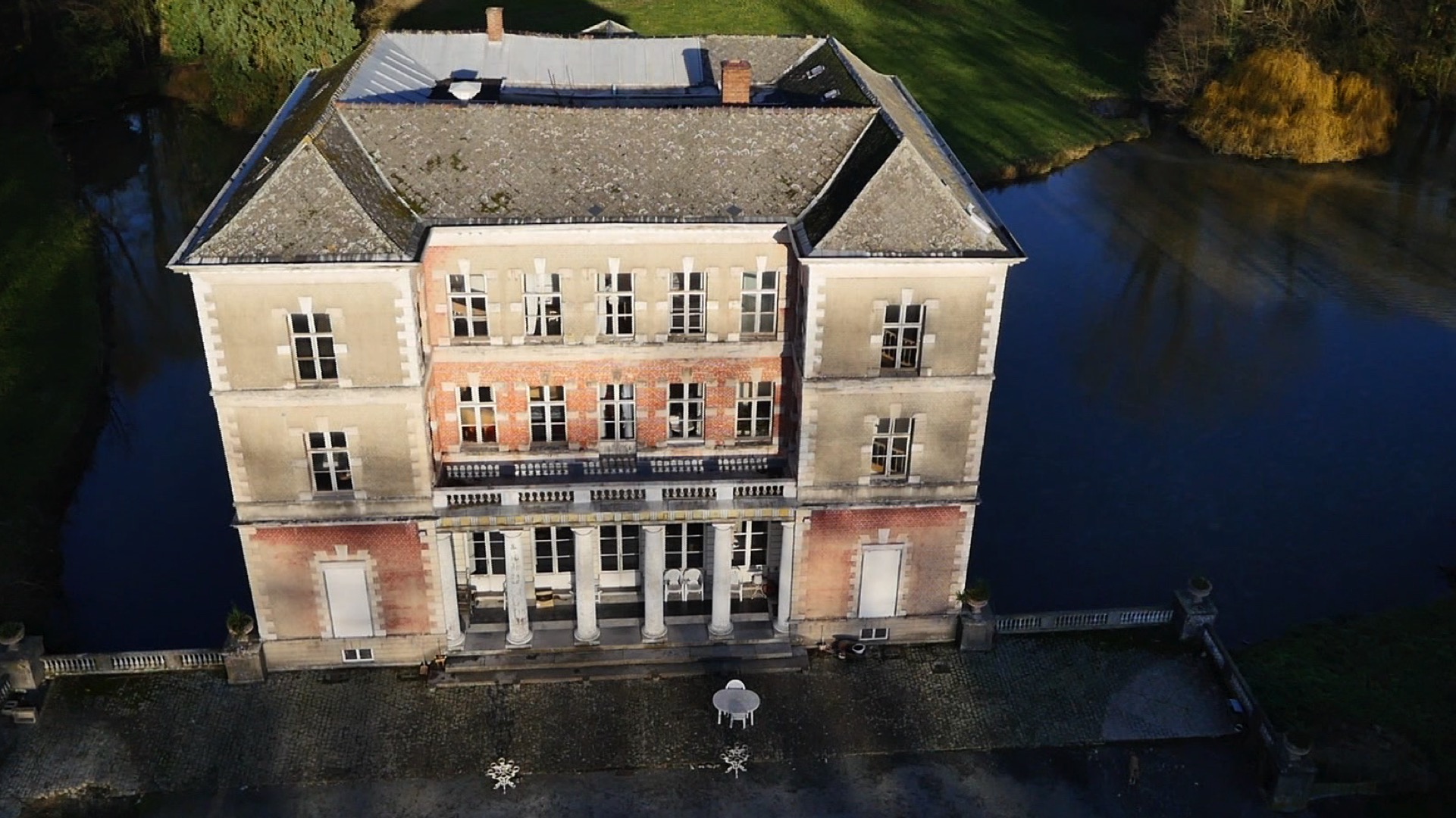Un centre de wellness au château Beauregard de Froyennes: le permis d'environnement accordé