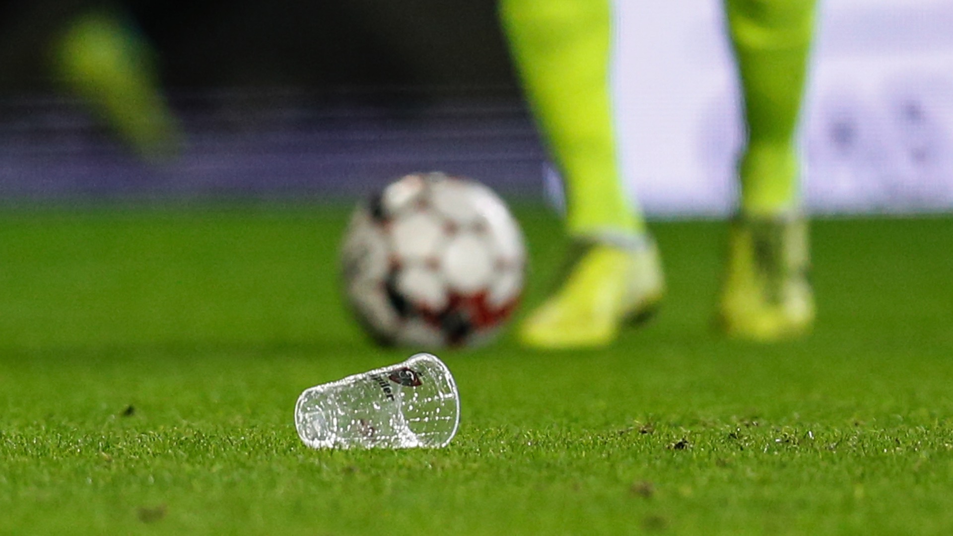 L'Excel réagit après les débordements face à Bruges: «Nous ne laisserons pas quelques excités perturber la quiétude des amateurs de foot au Canonnier»