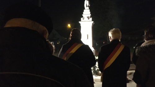 Wasmes-Audemetz-Briffoeil:  un nouveau monument aux morts inauguré lors de la marche pour la paix