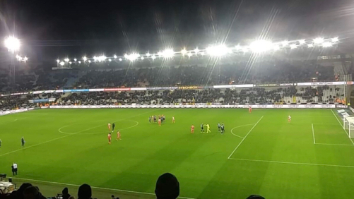 L'Excel Mouscron s'incline sur le plus petit des écarts à Bruges