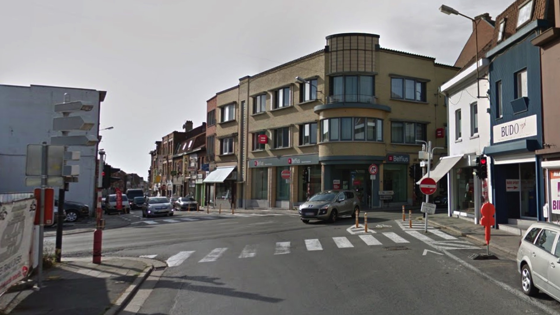 Mouscron: un mois de chantier pour le remplacement des feux tricolores de la rue du Christ et le réaménagement du carrefour