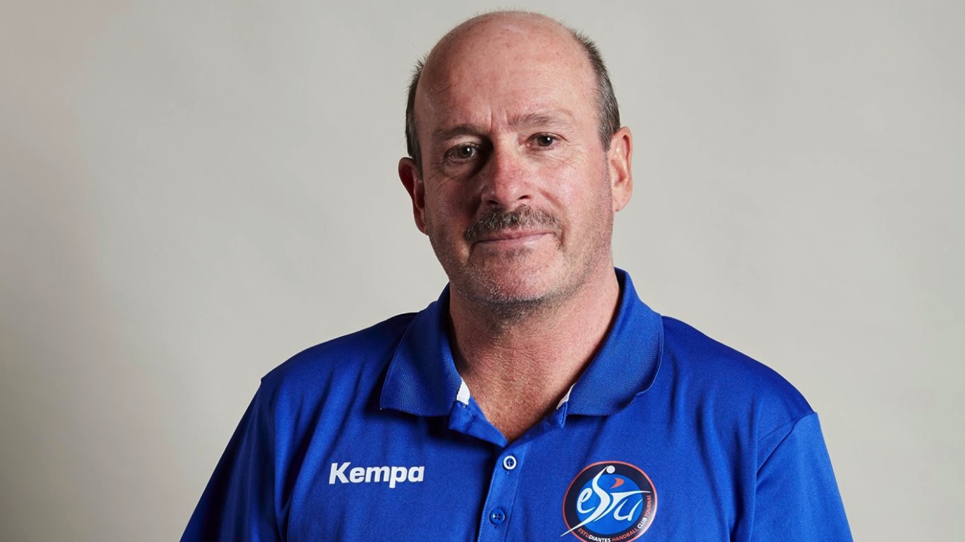 Handball : Luc Vercauteren, entraîneur de l'Estudiantes Tournai, suspendu trois matches pour propos méprisants