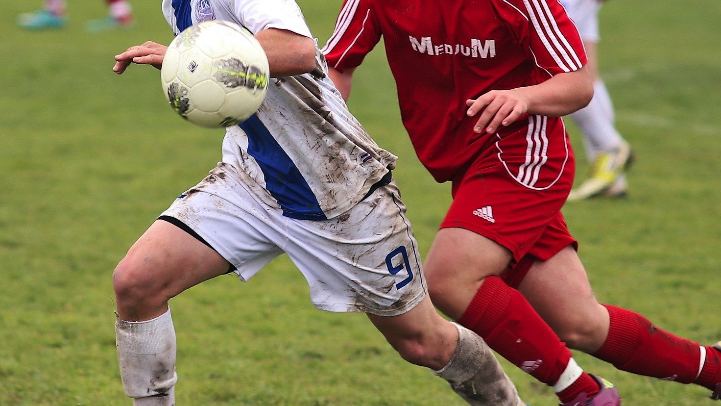 Les championnats de football de la D1 amateurs à la P4 définitivement arrêtés : il y a des montants et des descendants