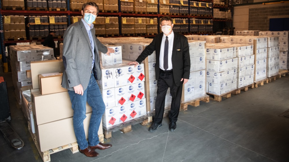 Tournai : un don de 1.200 flacons de gel hydroalcoolique