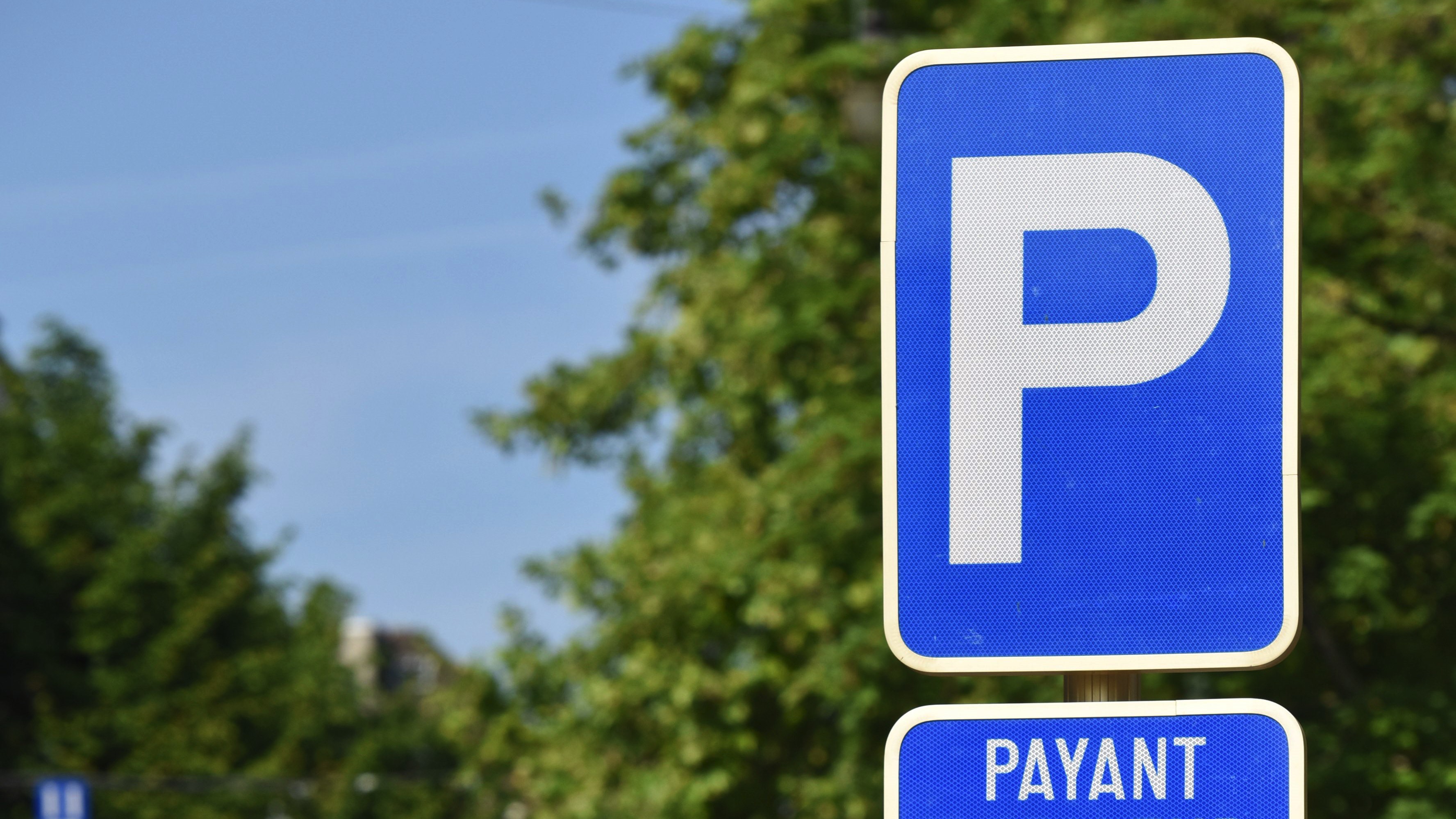 Stationnement à Leuze : reprise des contrôles à partir de ce lundi
