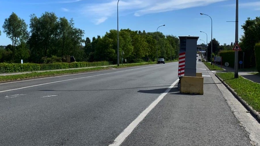 Un lidar installé pour une semaine à l’avenue de Rheinfelden à Mouscron